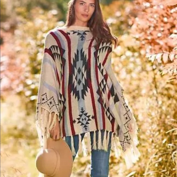 NWOT Aztec/boho poncho - Picture 1 of 5